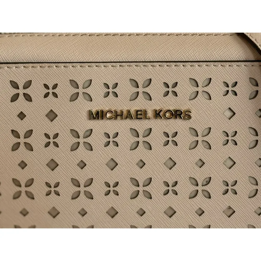 MICHAEL KORS Jet Set Travel Large Crossbody & Wallet‎ Set Perforated Light Pink
